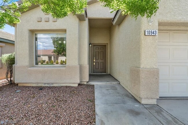 10943 Pumpkin Ridge Ave in Las Vegas, NV - Building Photo - Building Photo