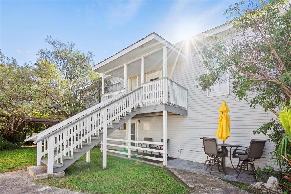2108 56th St in Galveston, TX - Foto de edificio