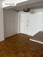 345 E 56th St in New York, NY - Foto de edificio - Building Photo