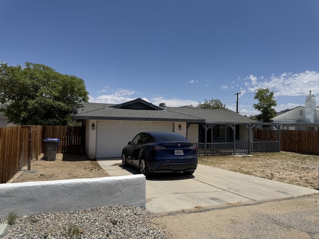 6135 Mojave Ave in Twentynine Palms, CA - Building Photo - Building Photo