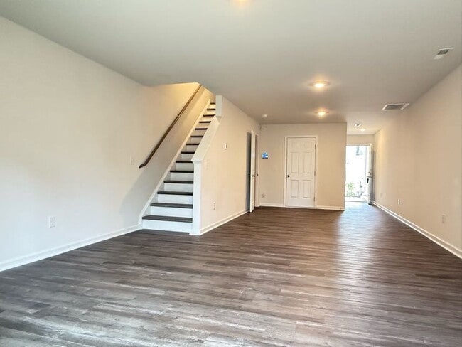 5020 Jayden Dr in Durham, NC - Building Photo - Building Photo