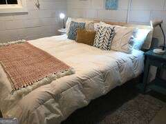 1558 Womack Rd in Dunwoody, GA - Building Photo