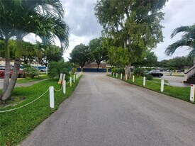 2836 Fillmore St in Hollywood, FL - Building Photo