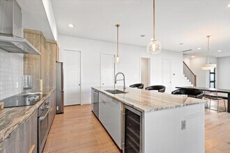 5203 Texas St in Houston, TX - Building Photo - Building Photo