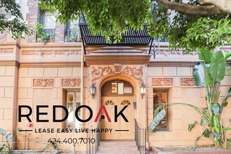 849 S Oxford Ave, Unit 204 in Los Angeles, CA - Foto de edificio - Building Photo