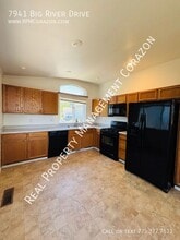 7941 Big River Dr in Reno, NV - Building Photo - Building Photo