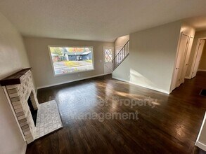 8820 N Seward Ave in Portland, OR - Building Photo - Building Photo