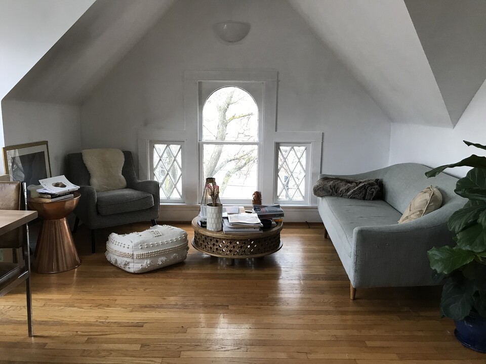 319 N Tioga St in Ithaca, NY - Building Photo