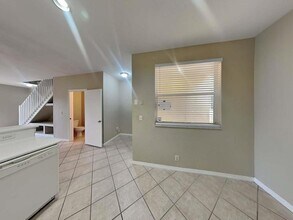 2440 Cordoba Bend in Weston, FL - Building Photo - Building Photo