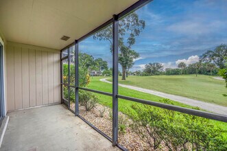 18429 SE Wood Haven Ln in Tequesta, FL - Building Photo - Building Photo