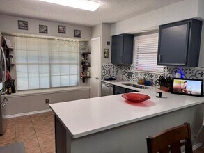 13011 Garfield Ln in Austin, TX - Building Photo - Building Photo