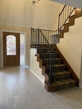 6932 S Knoxville Ave in Tulsa, OK - Building Photo - Building Photo