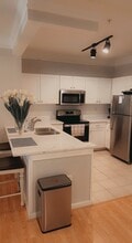 1338 Westchester Rdg NE, Unit 1338 in Atlanta, GA - Foto de edificio - Building Photo