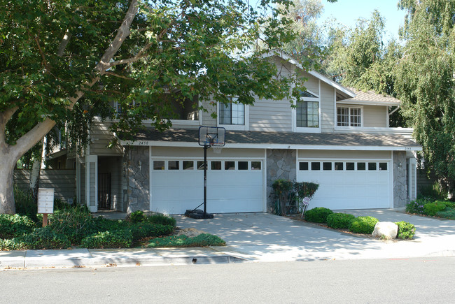 2446-2450 Chiquita Ln in Thousand Oaks, CA - Building Photo - Building Photo