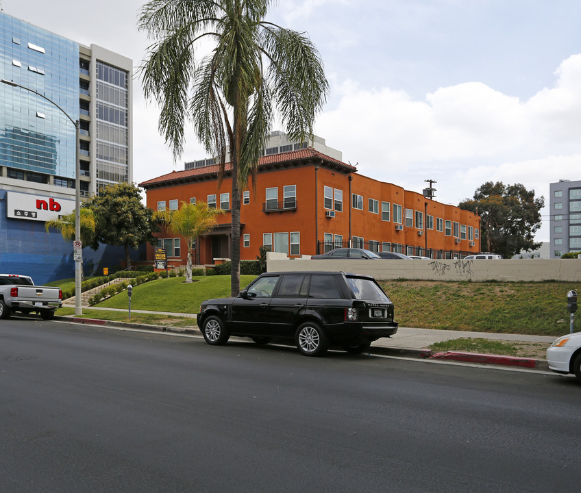 Ambassador Apartments in Los Angeles, CA - Foto de edificio