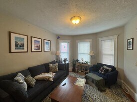 15 Belmont Sq, Unit 1 in Somerville, MA - Building Photo