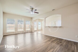 6728 Ohana Pl in Dallas, TX - Building Photo - Building Photo