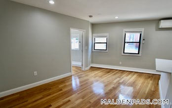 244 Main St, Unit 1 in Malden, MA - Building Photo - Building Photo
