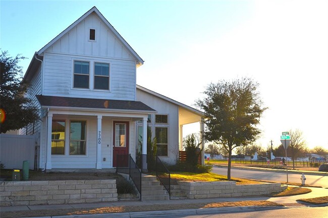7700 Norah Dr in Austin, TX - Building Photo - Building Photo