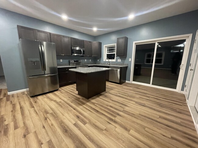 2242 Charcoal Dr in Hollidaysburg, PA - Foto de edificio - Building Photo