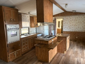 122 Private Rd 4768 in Boyd, TX - Foto de edificio - Building Photo