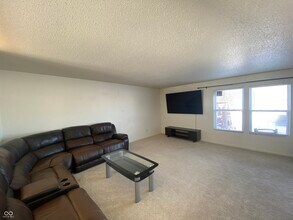 12824 E 131st St in Fishers, IN - Building Photo - Building Photo