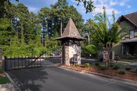 Building Photo - The Cottages of Hattiesburg Apartments in Hattiesburg, Mississippi