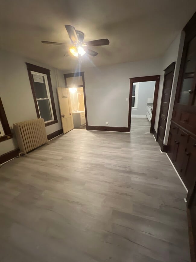 208 W High St, Unit 101 in Elizabethtown, PA - Building Photo - Building Photo