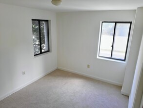 2606 Tunlaw Rd NW in Washington, DC - Building Photo - Building Photo