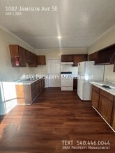 1007 Jamison Ave SE in Roanoke, VA - Building Photo - Building Photo