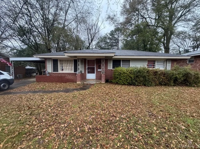 property at 3819 Bienville Rd