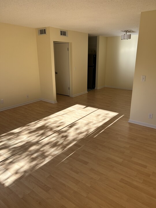 515 Basswood Ave, Unit #B27 in Nashville, TN - Building Photo