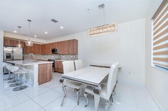 4740 NW 84th Ct in Doral, FL - Building Photo - Building Photo
