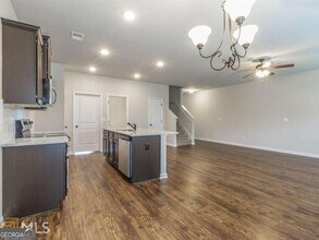 1074 Mcconaughy Ct in Mcdonough, GA - Building Photo - Building Photo