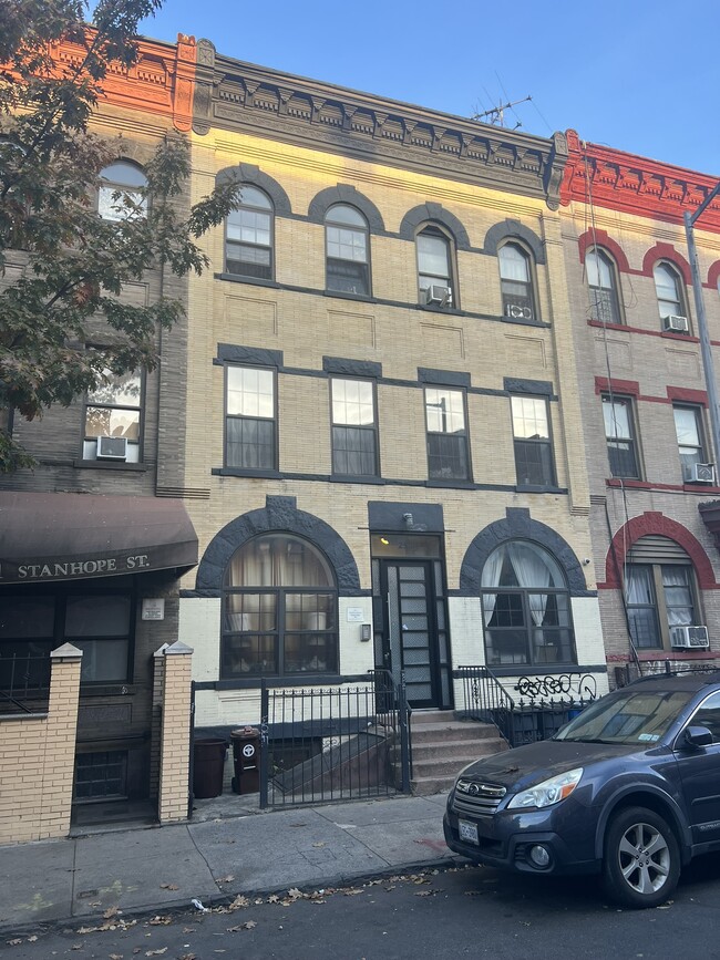 253 Stanhope St in Brooklyn, NY - Building Photo - Building Photo