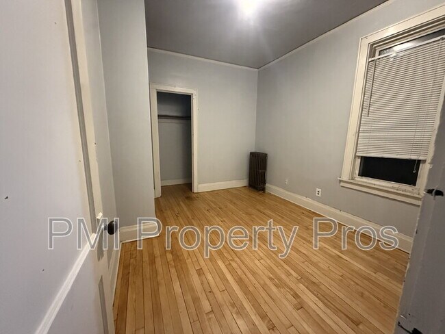 912 S 21st St in Milwaukee, WI - Building Photo - Building Photo