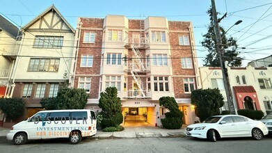Erie St. 824 in Oakland, CA - Building Photo - Building Photo