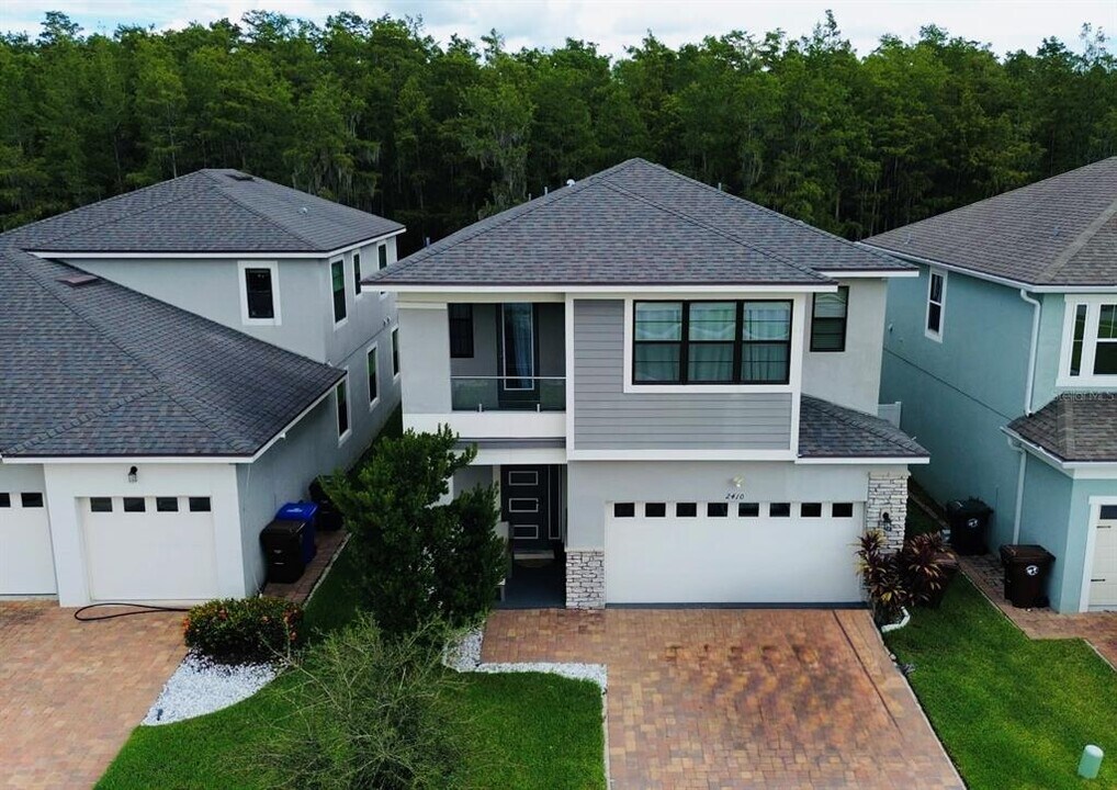 2410 Riverbank Cv in Kissimmee, FL - Building Photo