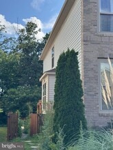 42377 Abney Wood Dr in Chantilly, VA - Building Photo - Building Photo