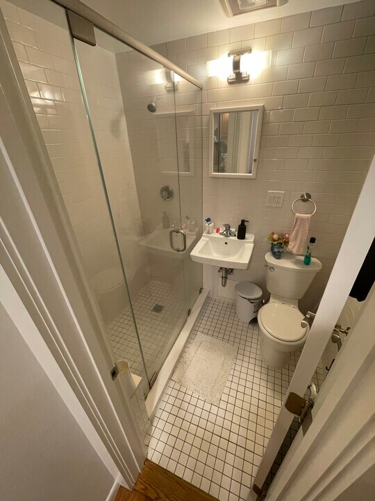 15 Euston Rd, Unit 14 in Boston, MA - Building Photo