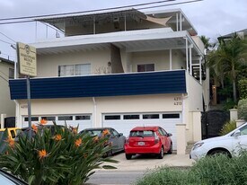 4211 Franklin Ave, Unit 4213.5 in Los Angeles, CA - Building Photo