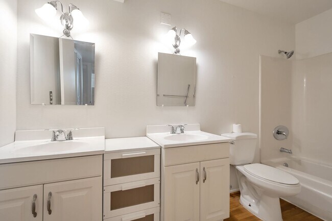 1633 E La Jolla Dr in Tempe, AZ - Foto de edificio - Building Photo