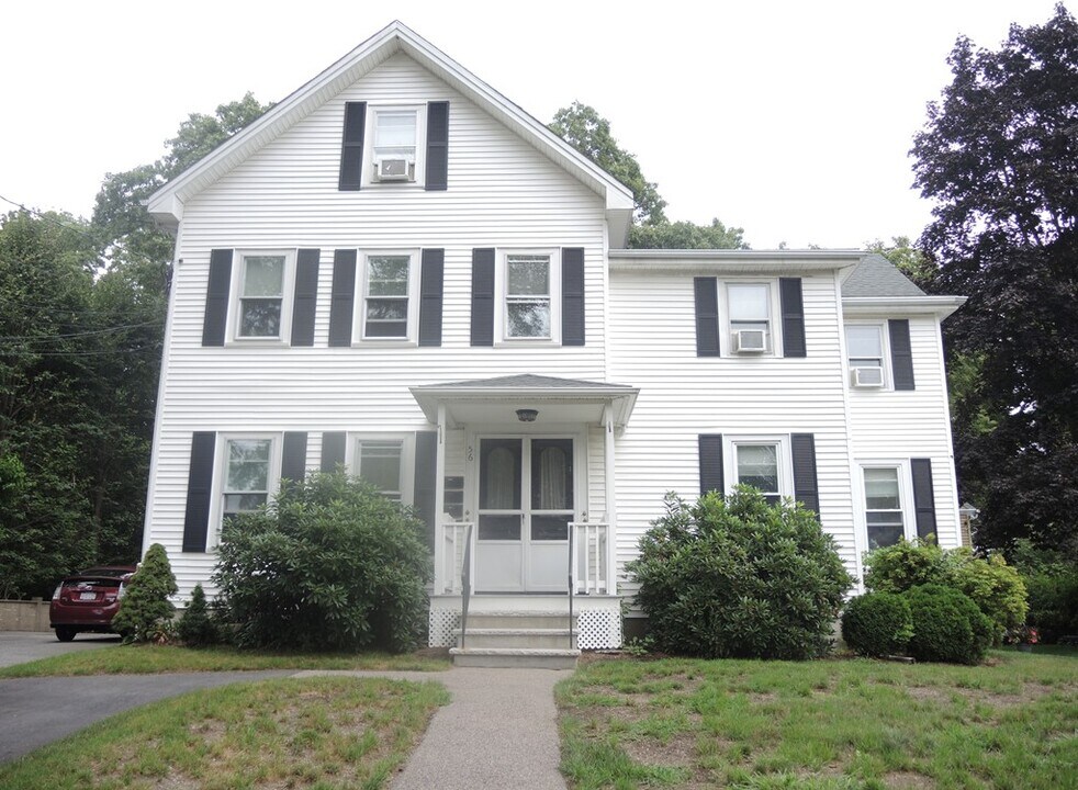 56 Grant St in Needham, MA - Building Photo