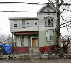 204-206 Hamilton Ave in Paterson, NJ - Building Photo - Building Photo