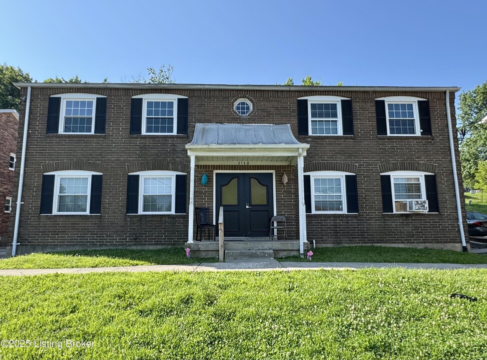 3108 Springfield Dr in Louisville, KY - Building Photo
