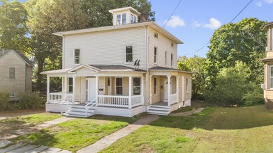 73 Cherry St in Meriden, CT - Building Photo - Building Photo