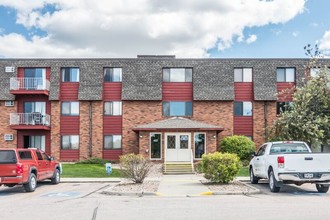 Bridgewood Estates in Rapid City, SD - Foto de edificio - Building Photo