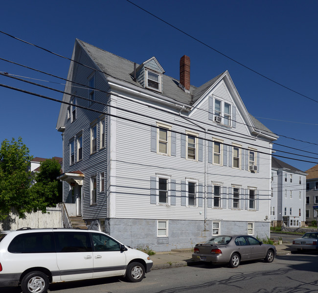 82 Deane St in New Bedford, MA - Building Photo - Building Photo