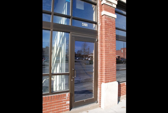 431 W Walnut St in Springfield, MO - Building Photo - Building Photo