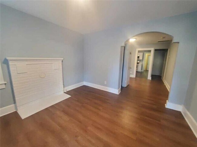 711 W 42nd St in Savannah, GA - Building Photo - Building Photo